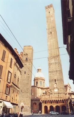 Torre degli Asinelli e Torre Garisenda