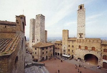 San Gimignano_Piazza del Duomo