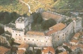 Castello Caetani: veduta aerea