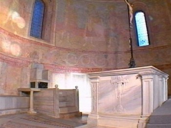 Cattedra patriarcale e altare