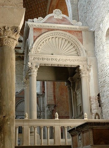 Basilica_interno