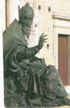 Statua bronzea di Sisto V (Sansovino)