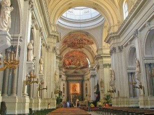 Cattedrale: navata centrale
