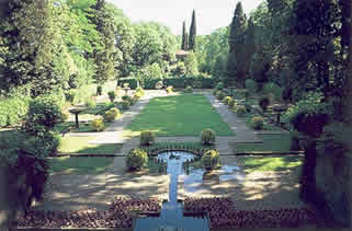 Villa Reale di Marlia_giardino spagnolo
