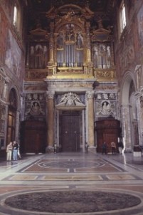 San Giovanni: organo