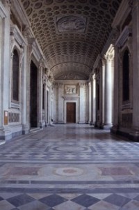 San Giovanni: portico