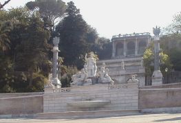 Fontana della Dea Roma