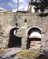 Porta Bifora